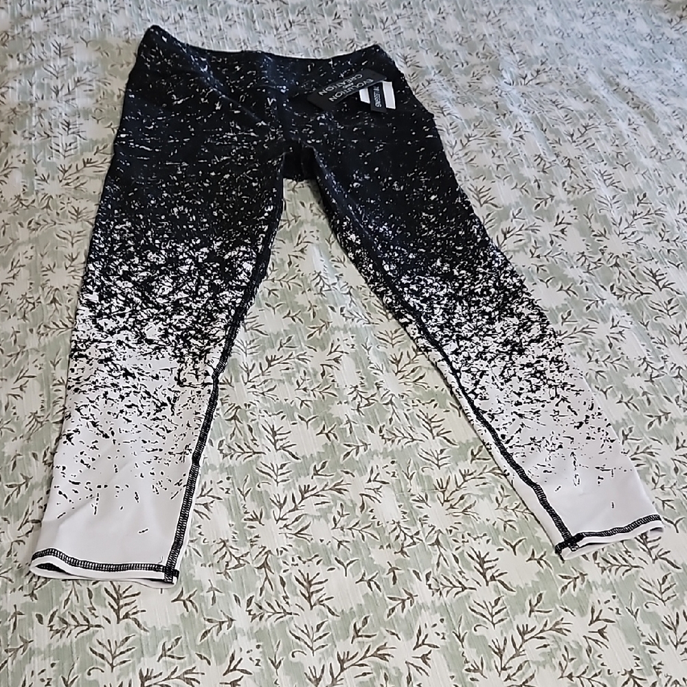 Black and White Gradient Leggings